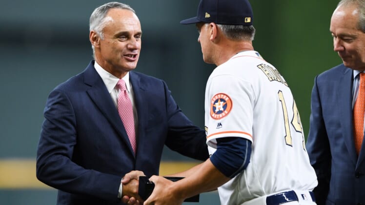 Rob Manfred, Astros