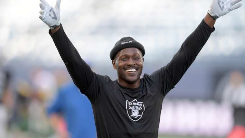 Antonio Brown, Raiders