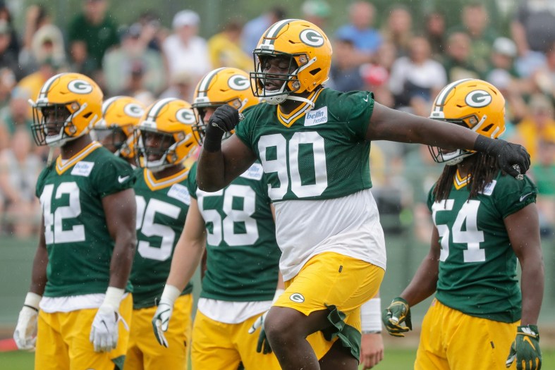 Packers DT Montravius Adams working out during training camp