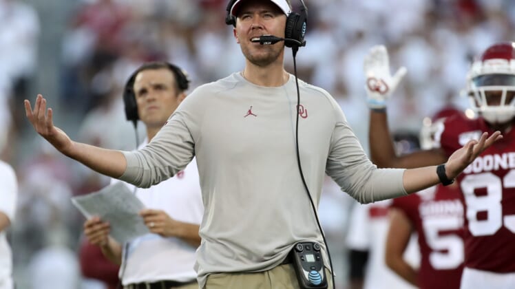 Oklahoma HC Lincoln Riley during game against Houston.