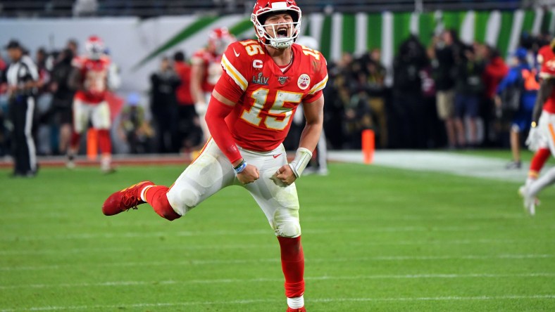 Patrick Mahomes celebrates touchdown