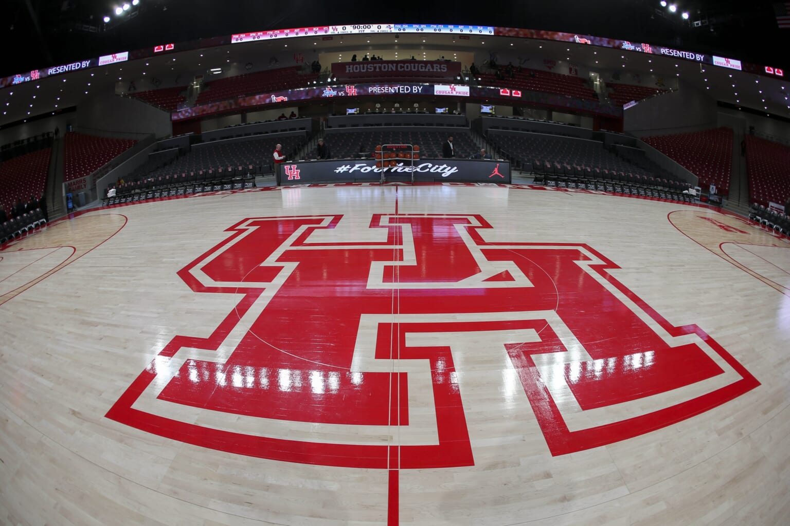 Houston Cougars suspend workouts after six athletes test positive for COVID-19