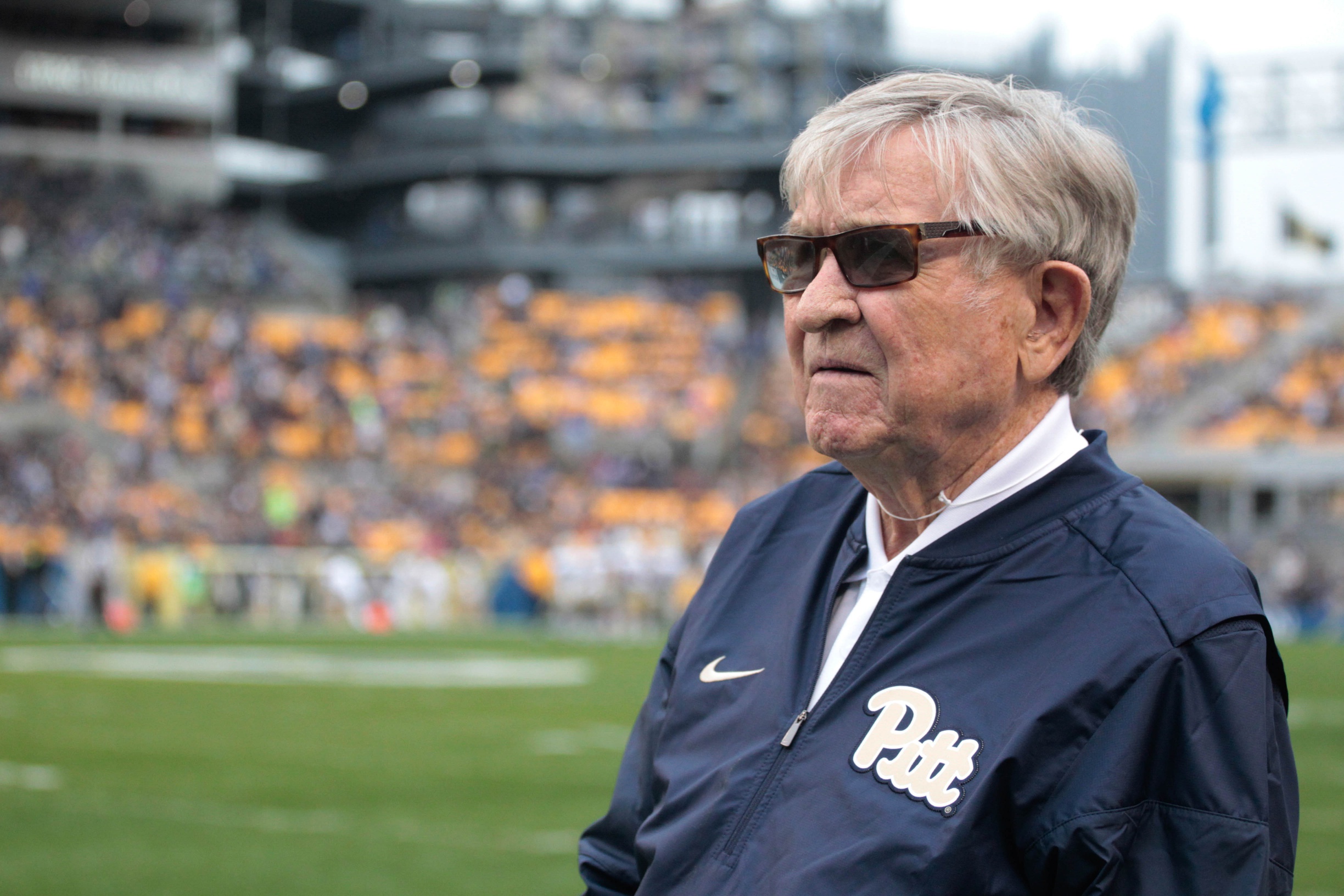 Pittsburgh coach Johnny Majors