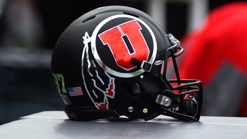 Utah Utes helmet