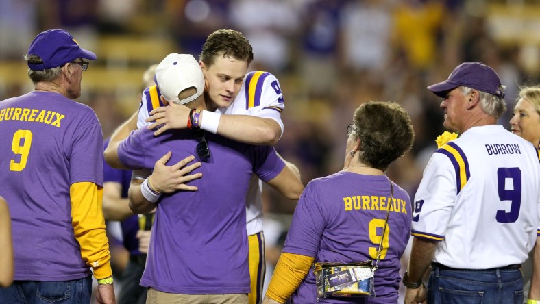 Joe Burrow with his father and rest of his family