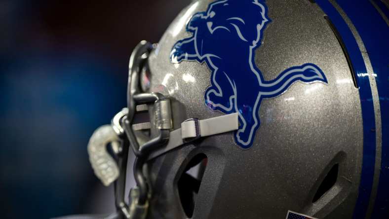 Detroit Lions helmet during NFL game against the Buccaneers