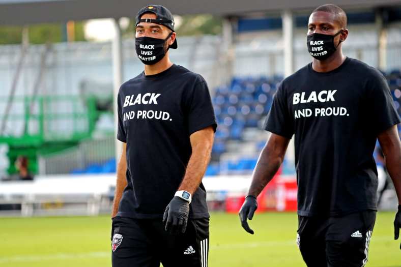 MLS-soccer-players-wearing-blacklivesmatter-shirts