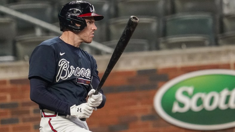 Braves star Freddie Freeman bats against the Mets