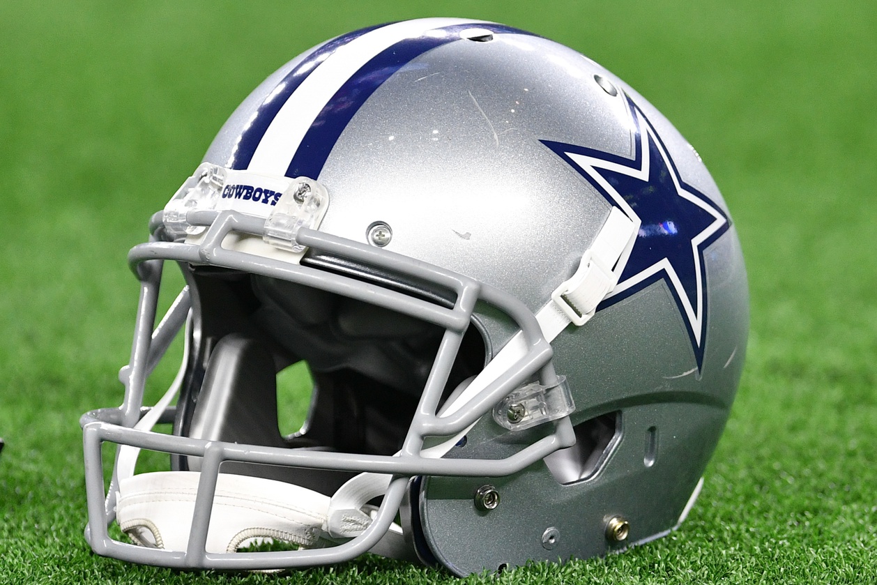 Dallas Cowboys Expect To Have 000 Fans In Attendance For Home Opener Sportsnaut