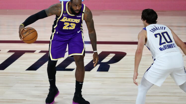 Los Angeles Lakers star LeBron James against the Indiana Pacers