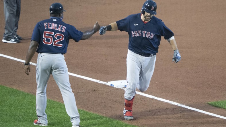 Red Sox Mitch Moreland hits HR against the Blue Jays