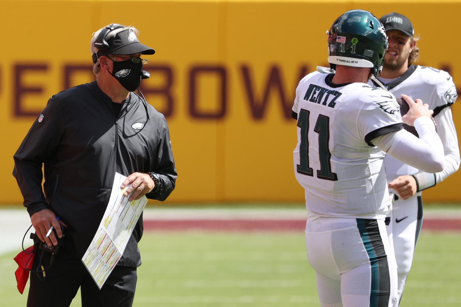 Eagles HC Doug Pederson reveals if he will bench Carson Wentz