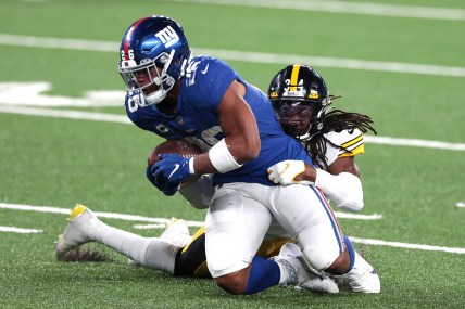 New York Giants RB Saquon Barkley exited Week 2 with a knee injury