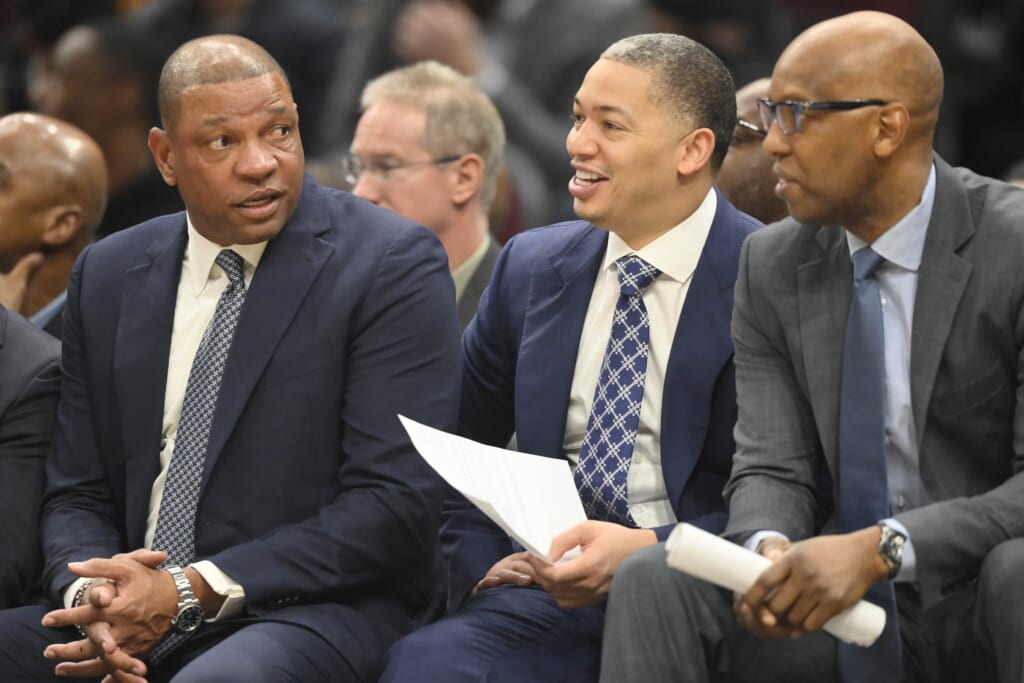 Clippers assistant Tyronn Lue during NBA game