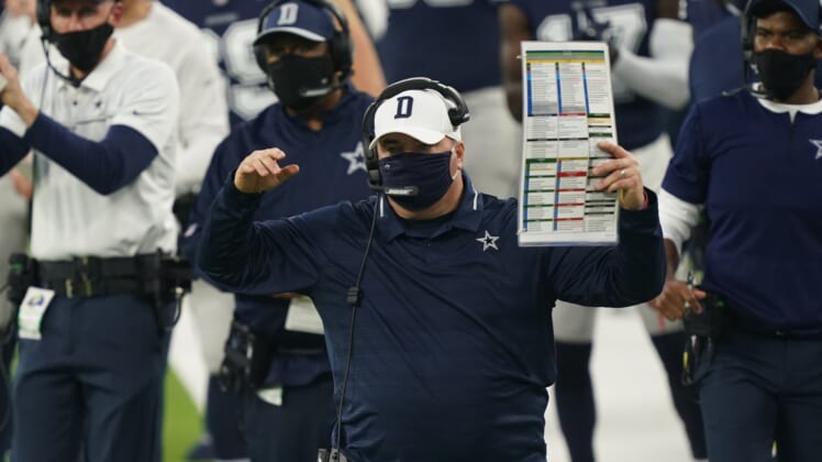 Cowboys head coach Mike McCarthy during game against the Rams.