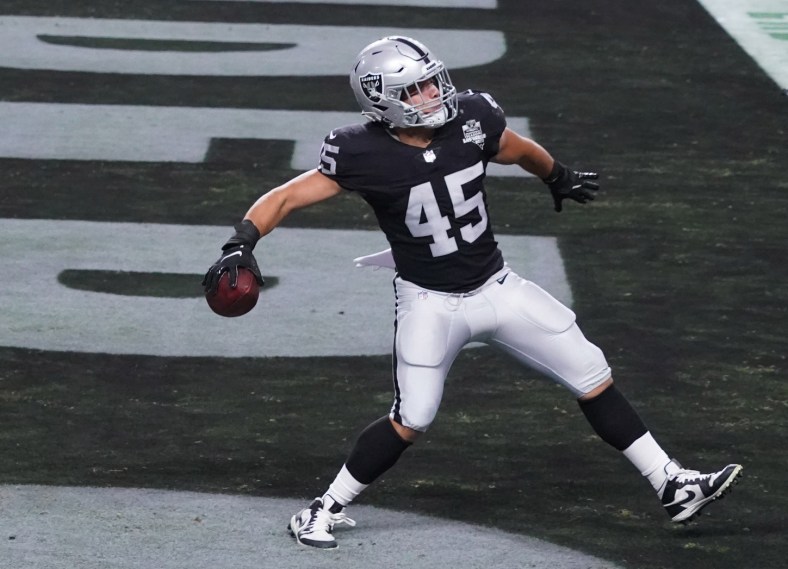 Raiders' Alec Ingold scores first ever TD for the team in Las Vegas