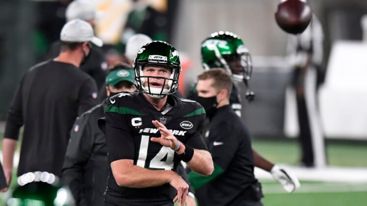 Jets' Sam Darnold during game against the Broncos