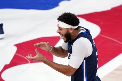 Dallas Mavericks trade Seth Curry