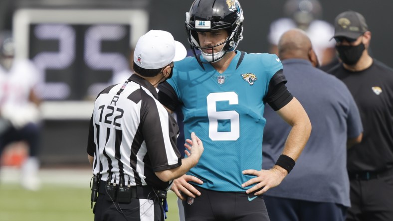 Jaguars Jake Luton throws TD in NFL debut