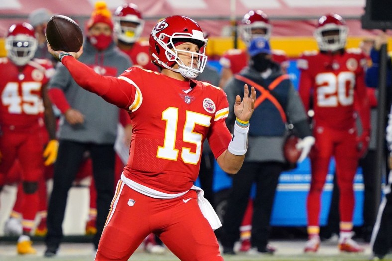 NFL Week 17 points spread: Chargers-Chiefs