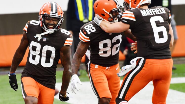 Cleveland Browns news: Jarvis Landry among top four receivers out vs. Jets