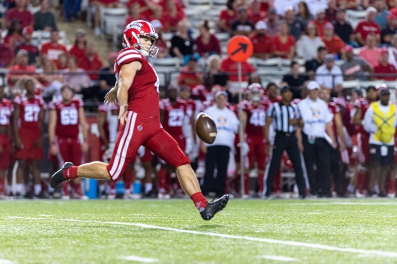 Louisiana long snapper nearly costs Ragin' Cajuns game