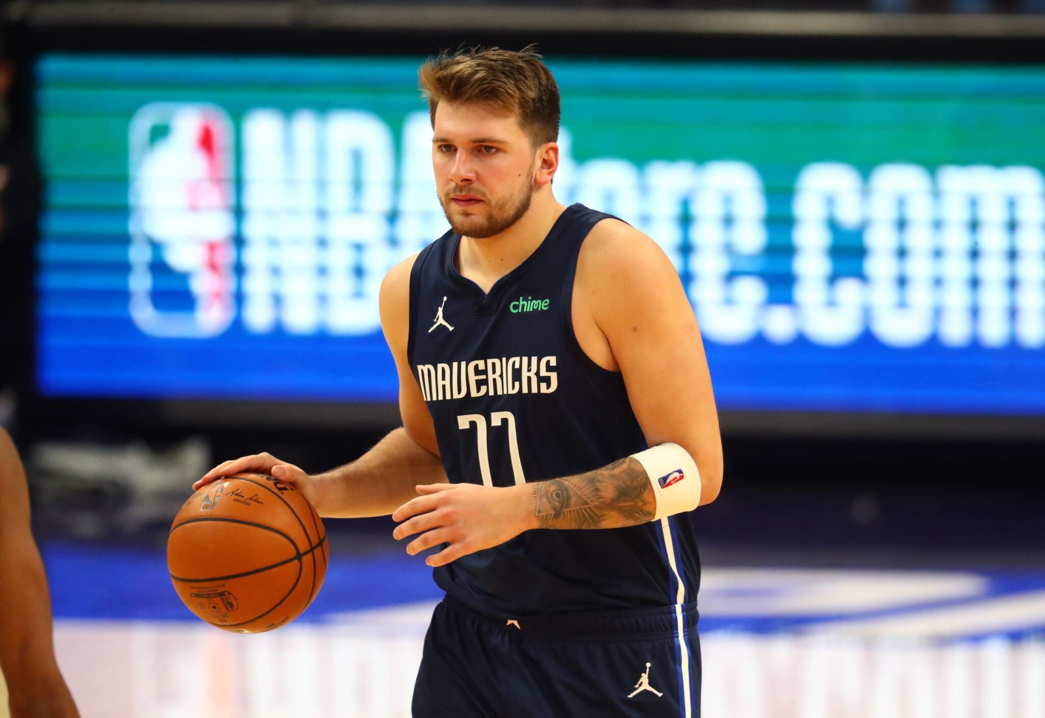 WATCH: Dallas Mavericks star Luka Doncic passes Michael Jordan on all ...