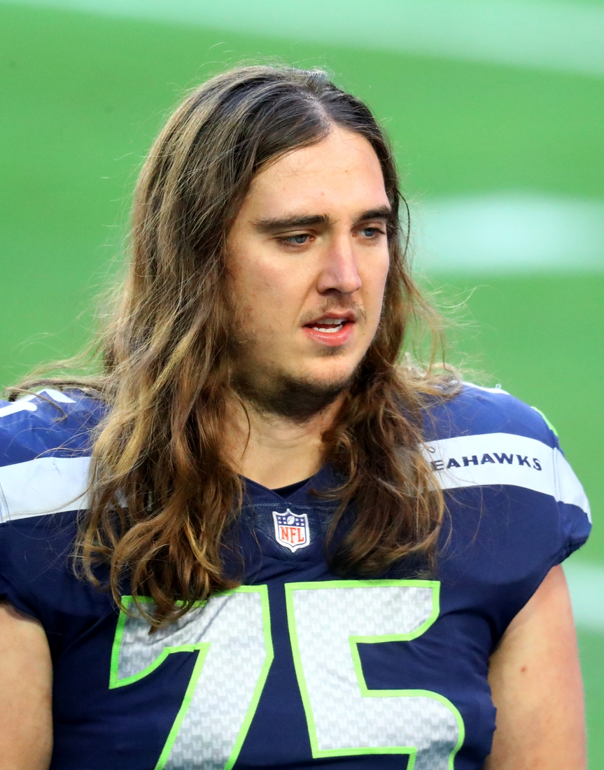 Jan 3, 2021; Glendale, Arizona, USA; Seattle Seahawks offensive tackle Chad Wheeler (75) against the San Francisco 49ers at State Farm Stadium. Mandatory Credit: Mark J. Rebilas-USA TODAY Sports