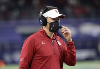 USC expected to name Lincoln Riley as next head coach