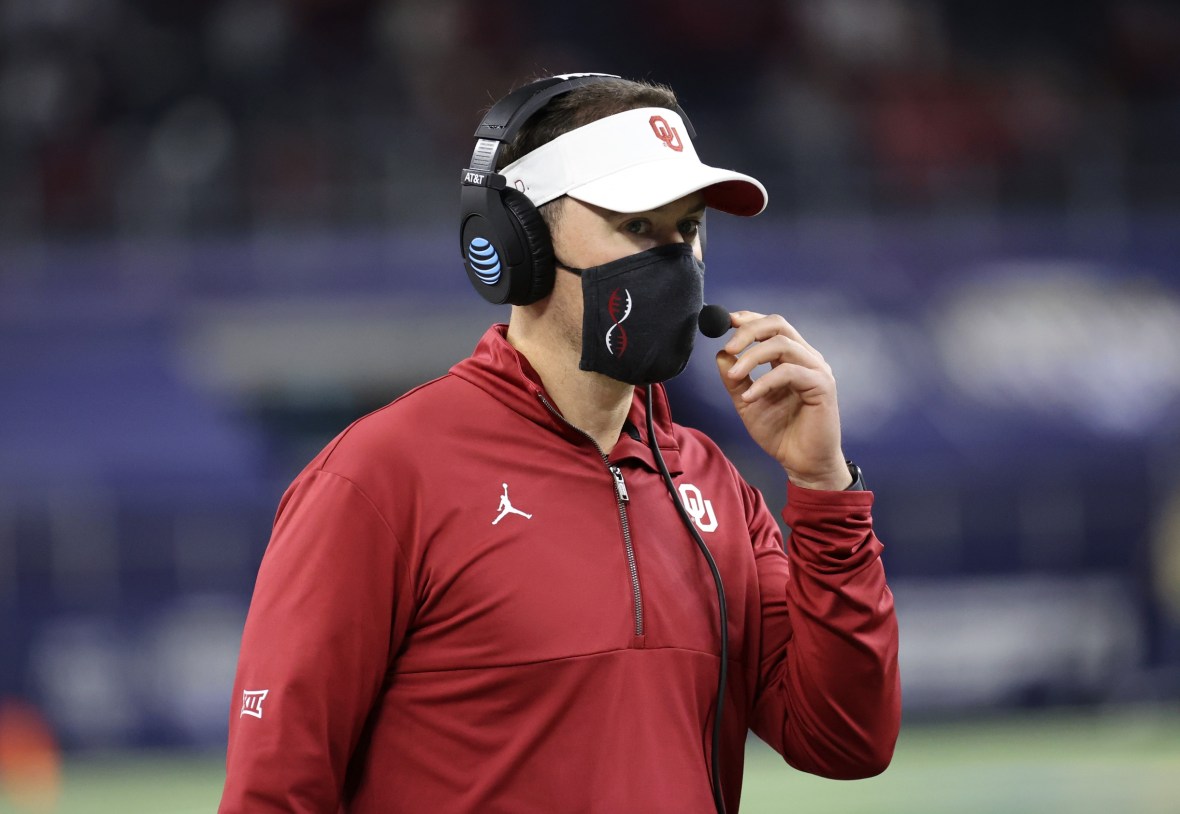 NFL rumors: Eagles to hire Lincoln Riley?