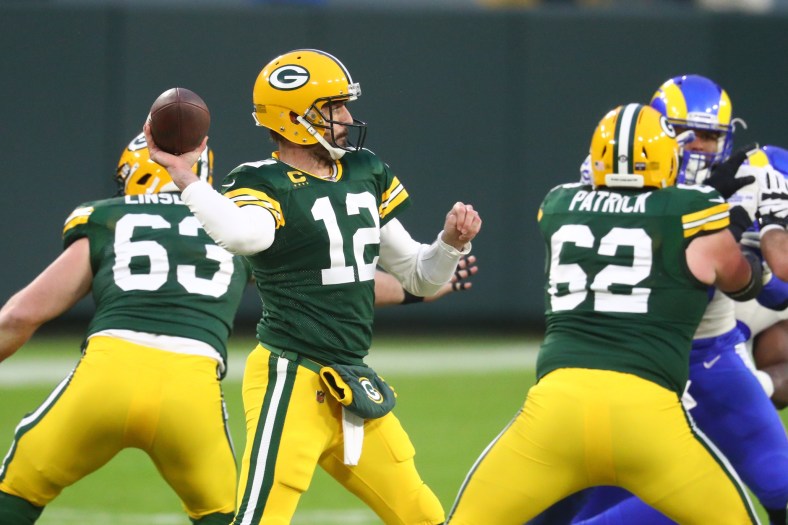 WATCH: Aaron Rodgers launches amazing 4th-quarter TD pass in 2021 NFL playoffs