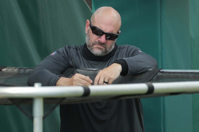 Aug 24, 2020; Milwaukee, WI, USA;   Green Bay Packers defensive coordinator Mike Pettine is shown Monday, August 24, 2020 during the team's training camp in Green Bay, Wis.  Mandatory Credit:  Mark Hoffman/Milwaukee Journal Sentinel-USA TODAY NETWORK