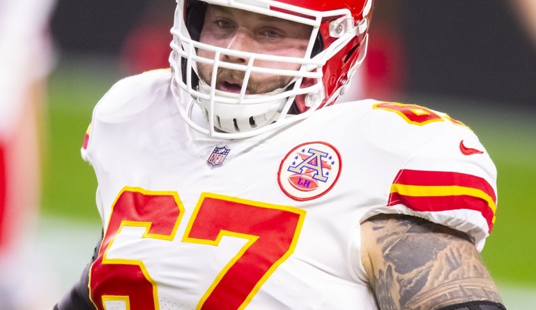 Nov 22, 2020; Paradise, Nevada, USA; Kansas City Chiefs center Daniel Kilgore (67) against the Las Vegas Raiders at Allegiant Stadium. Mandatory Credit: Mark J. Rebilas-USA TODAY Sports