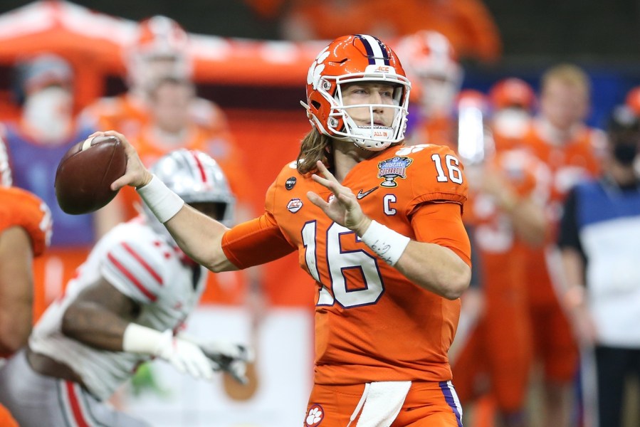 NFL Draft: Trevor Lawrence does soccer drill, lifts weights to rehab  shoulder 