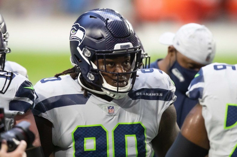 Oct 25, 2020; Glendale, Arizona, USA; Seattle Seahawks defensive tackle Jarran Reed (90) prior to the game against the Arizona Cardinals at State Farm Stadium. Mandatory Credit: Billy Hardiman-USA TODAY Sports