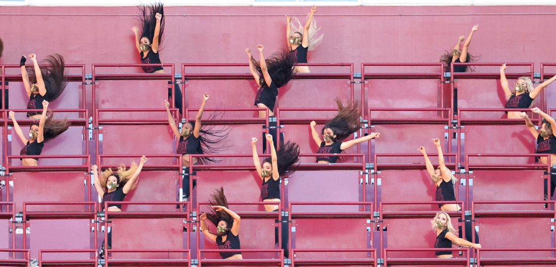 Washington Football Team ends cheerleading, creates co-ed dance team