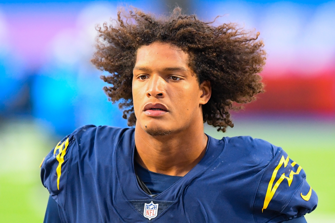 Indianapolis Colts sign defensive end Isaac Rochell to oneyear deal