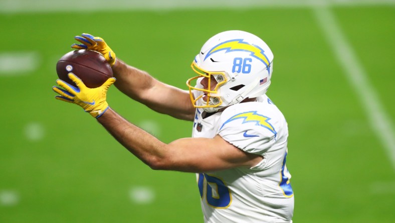 Dec 17, 2020; Paradise, Nevada, USA; Los Angeles Chargers tight end Hunter Henry (86) against the Las Vegas Raiders at Allegiant Stadium. Mandatory Credit: Mark J. Rebilas-USA TODAY Sports