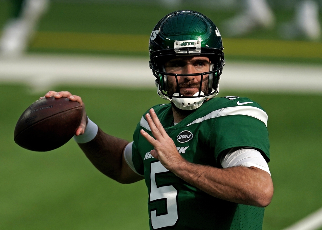 Dec 20, 2020; Inglewood, California, USA; New York Jets quarterback Joe Flacco (5) warms up before a game against the Los Angeles Rams at SoFi Stadium. Mandatory Credit: Kirby Lee-USA TODAY Sports