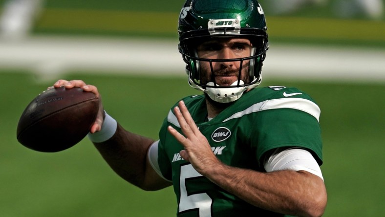 Dec 20, 2020; Inglewood, California, USA; New York Jets quarterback Joe Flacco (5) warms up before a game against the Los Angeles Rams at SoFi Stadium. Mandatory Credit: Kirby Lee-USA TODAY Sports