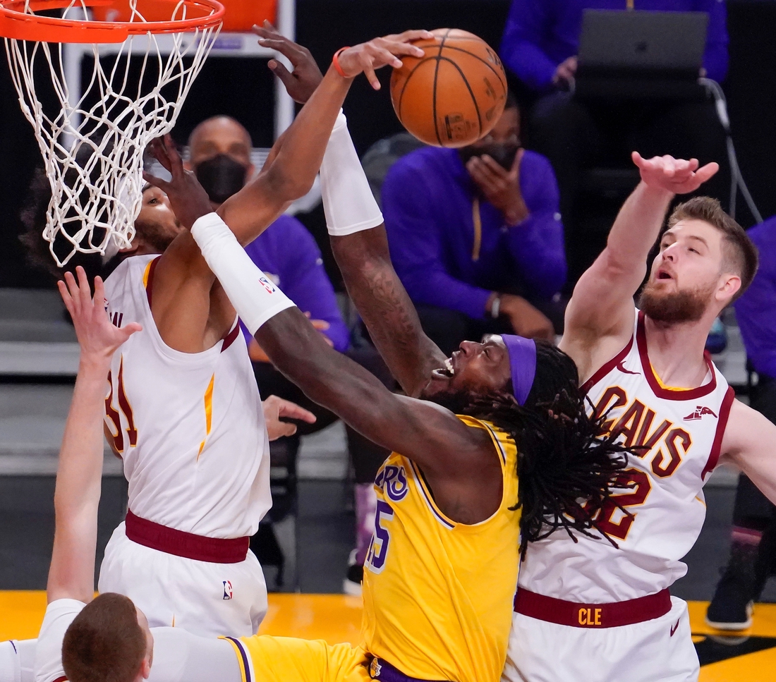 RECAP Los Angeles Lakers top Cavaliers, finally win without LeBron James