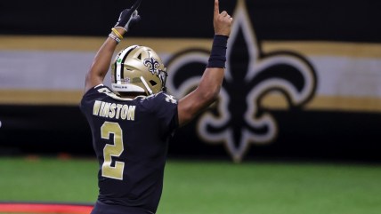 New Orleans Saints re-sign QB Jameis Winston