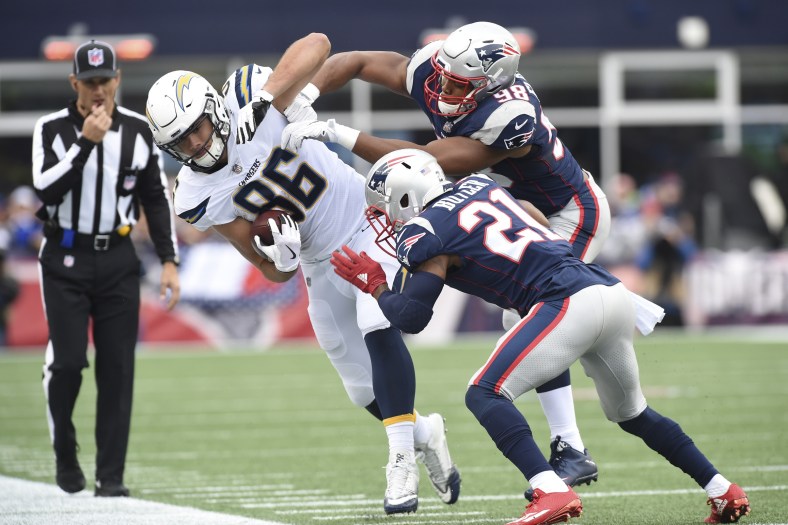 New England Patriots to sign Hunter Henry as spending spree continues