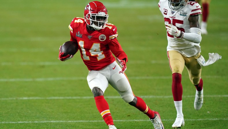 Baltimore Ravens sign Sammy Watkins: 2 more moves team should make