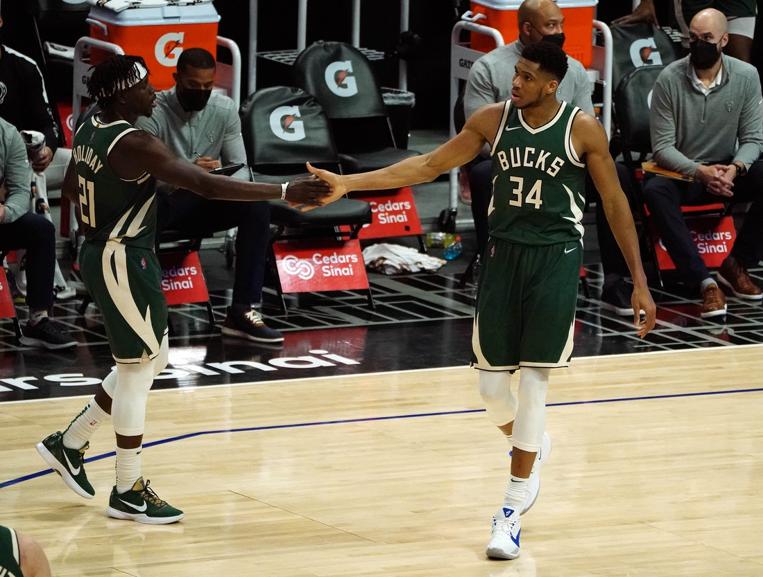 Embarrassing Loss Proves Giannis Antetokounmpo And Milwaukee Bucks ...