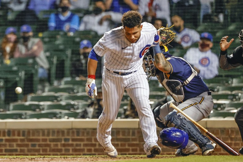 Milwaukee Brewers, Chicago Cubs benches clear