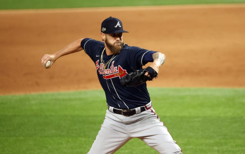Oct 18, 2020; Arlington, Texas, USA; Atlanta Braves relief pitcher Shane Greene (19) pitches against the Los Angeles Dodgers in the fifth inning during game seven of the 2020 NLCS at Globe Life Field. Mandatory Credit: Kevin Jairaj-USA TODAY Sports