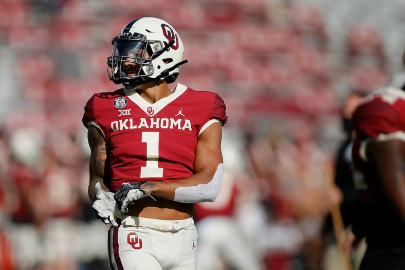 Seth McGowan played in eight games for the Sooners last season as a freshman, rushing for 370 yards and three touchdowns.

seth mcgowan