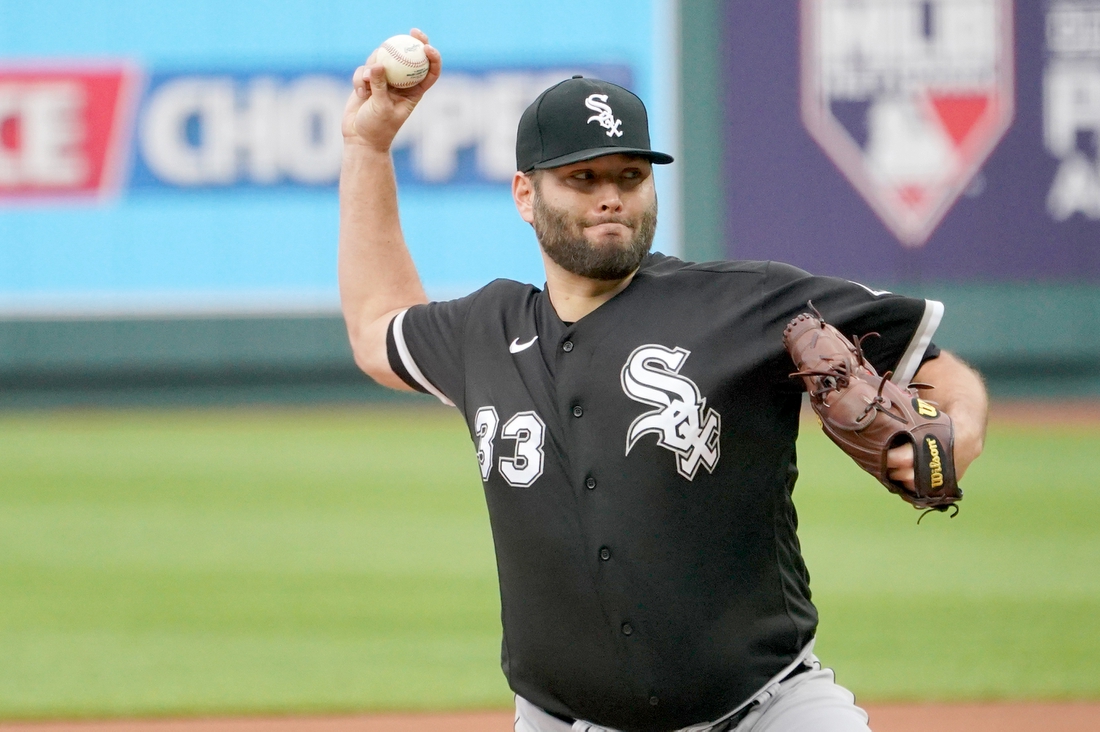 Chicago White Sox race past Royals with 8-run first inning