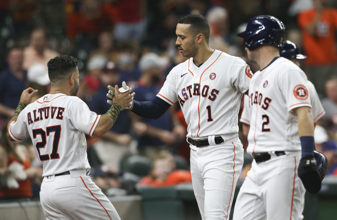 Houston Astros extend winning streak, hang on to defeat Rangers